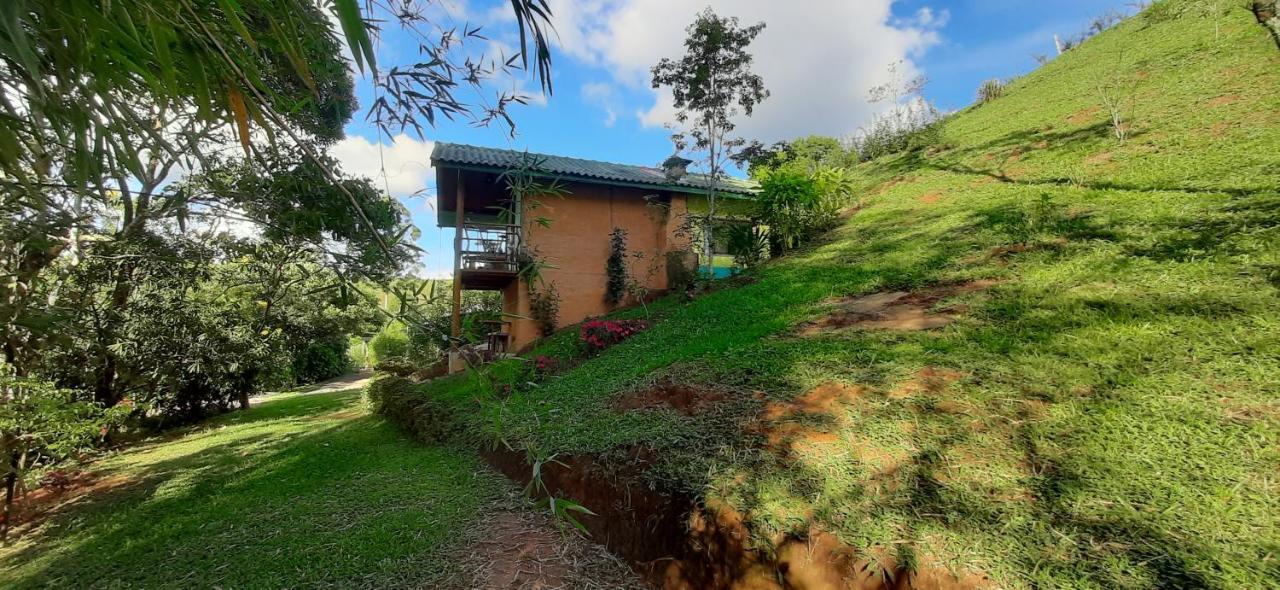 Pau A Pique Chale Bocaina de Minas Exterior foto